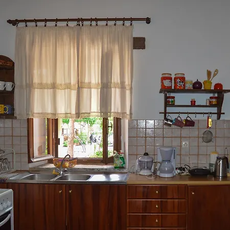 Epavlis Iosif Villa